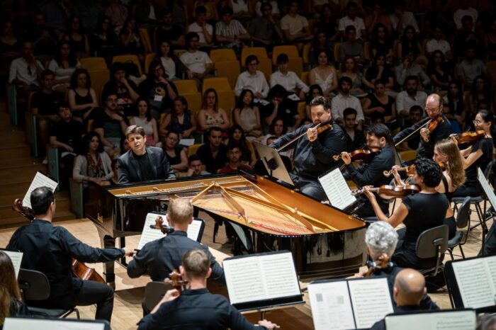 La Orquestra de la Comunitat Valènciana y Javier Perianes graban la integral de ‘Conciertos para piano’ de Beethoven con el sello Harmonia Mundi