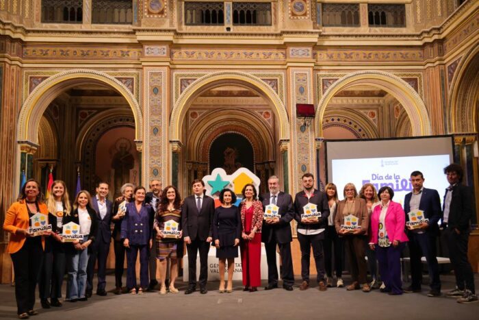 Albalat subraya el impulso de las políticas del Consell dirigidas a las familias mediante ayudas, mejoras fiscales y simplificación administrativa