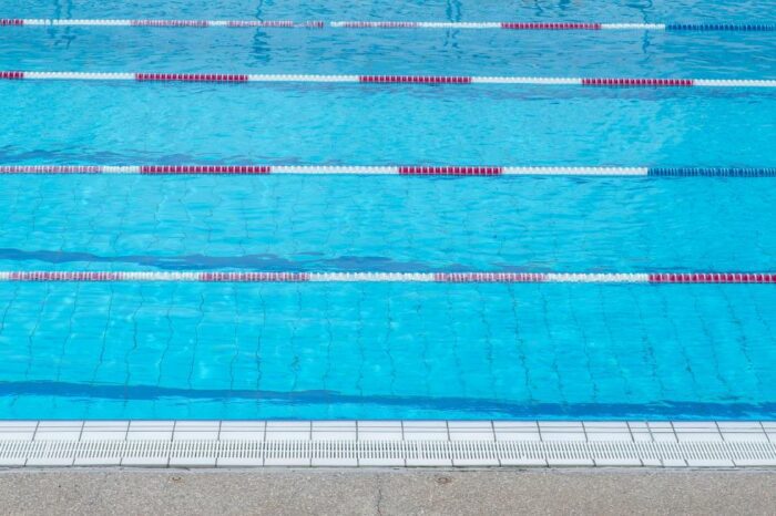 Emergencias e Interior traslada a los ayuntamientos información sobre la normativa de seguridad en playas, piscinas de uso colectivo y parques acuáticos