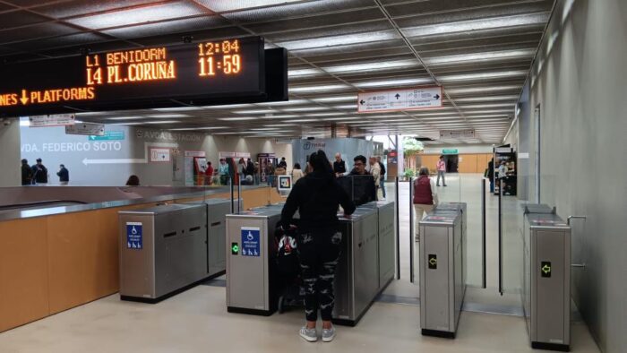FGV adjudica por 12,7 millones de euros el mantenimiento de los accesos y máquinas de venta de títulos de Metrovalencia y TRAM d’Alacant