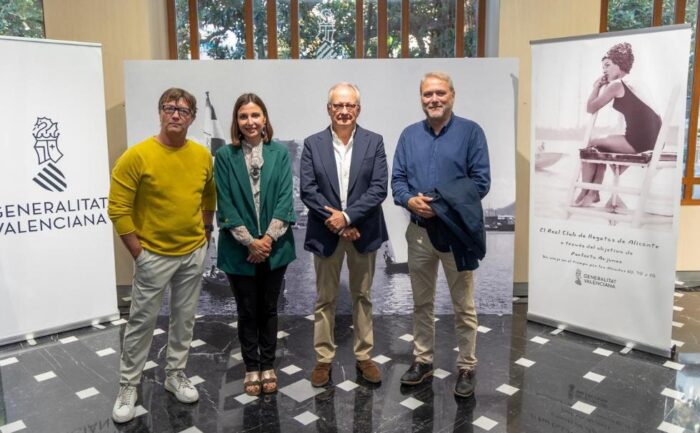 La Generalitat repasa la historia reciente de Alicante con una exposición sobre el Real Club de Regatas con fotografías de Perfecto Arjones