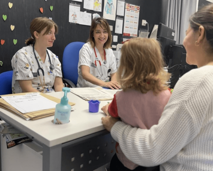El Hospital General de Elche alcanza los 1.000 niños atendidos en su programa de seguimiento del gran prematuro