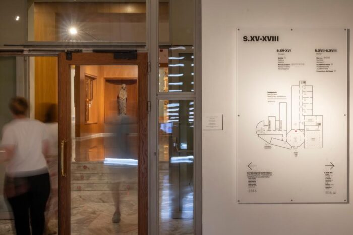 El Museo de Bellas Artes de València presenta su nueva audioguía, planos y señalética
