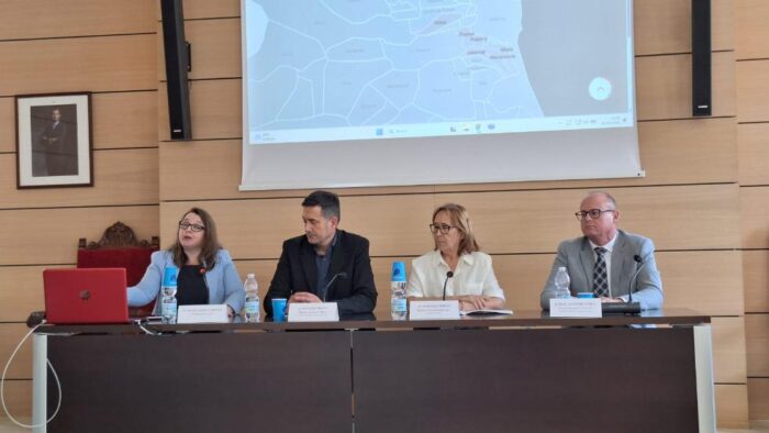La Generalitat ha movilizado más de 1,3 millones de euros para rescatar el patrimonio documental afectado por la dana