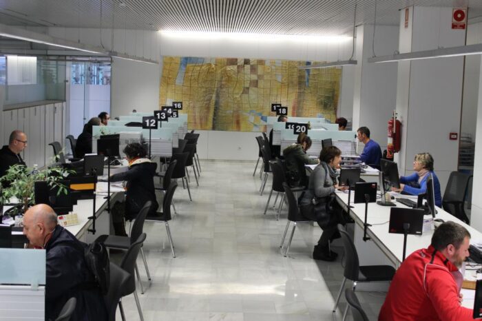 La ciudadanía otorga un 9,54 sobre 10 a la red de oficinas PROP de la Generalitat, la mejor valoración desde su implantación