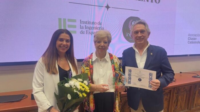 La Generalitat recibe un premio del Instituto de Ingeniería de España por su programa de fomento de vocaciones científicas entre jóvenes estudiantes