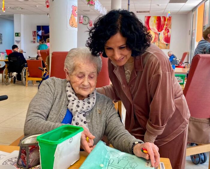 La Generalitat convoca la segunda edición del Premio Buenas Prácticas en Residencias de Personas Mayores para reconocer la excelencia en la atención