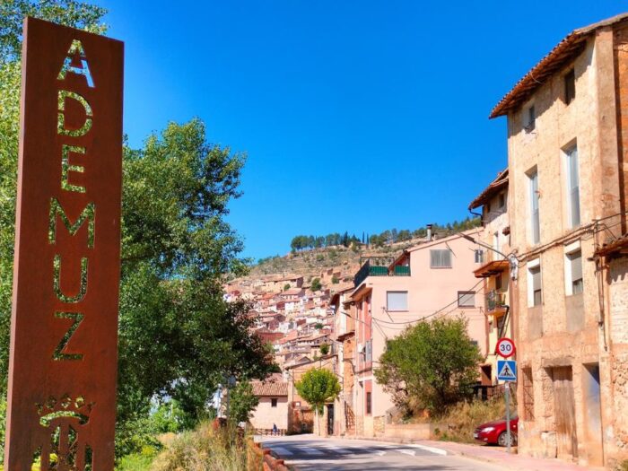 La Generalitat finaliza el acondicionamiento de tres senderos del Rincón de Ademuz para conseguir su homologación y atraer turismo de interior