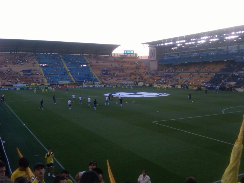 File:El Madrigal Stadium 01.jpg