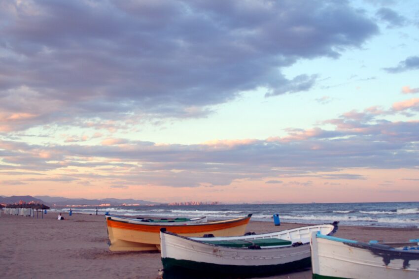 File:Playa de El Cabanyal (Valencia) 03.jpg