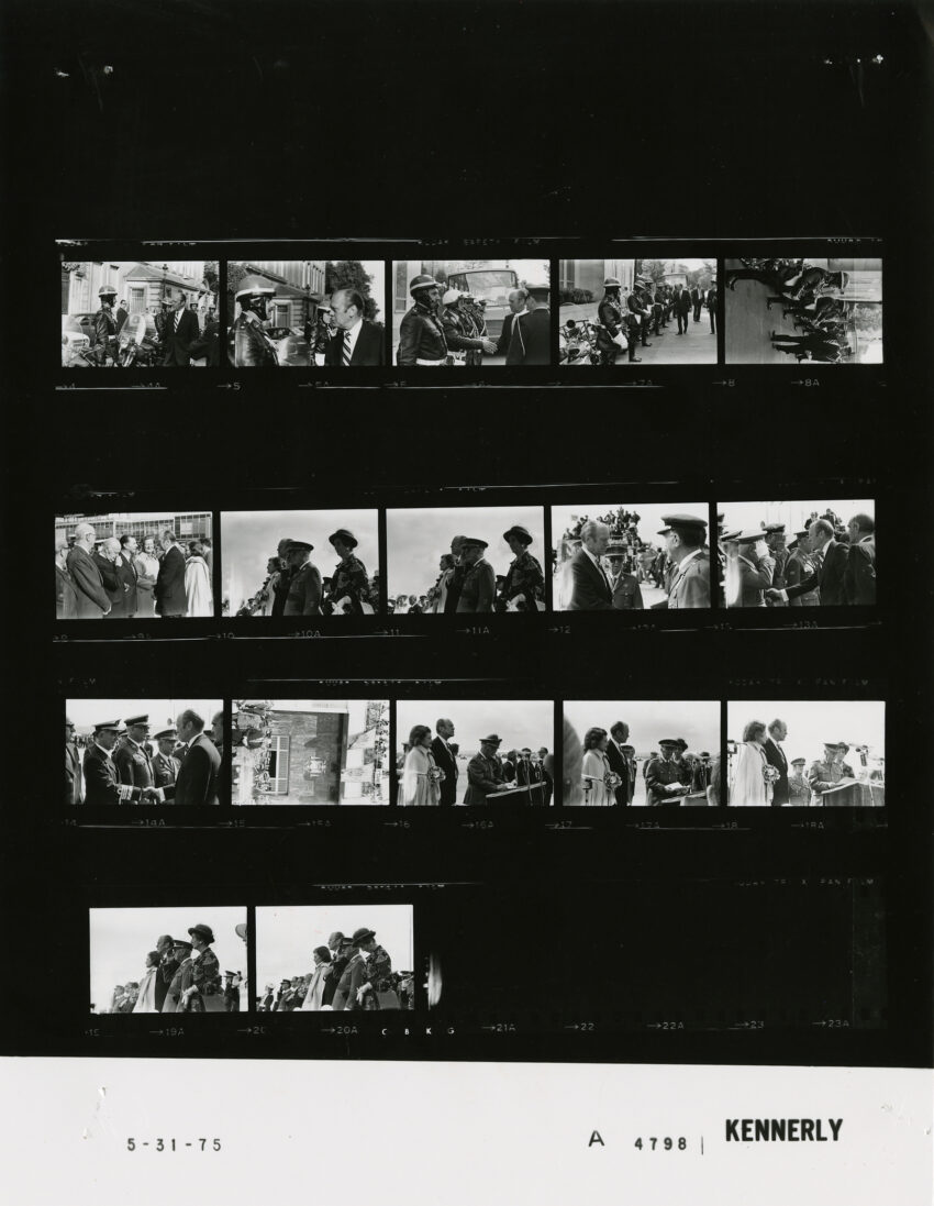 File:Ford A4798 NLGRF photo contact sheet (1975-05-31)(Gerald Ford Library).jpg