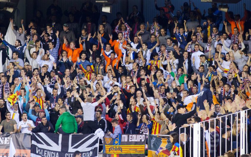 File:València CF supporters.jpg