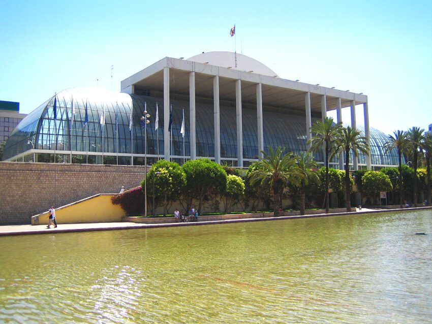 File:València Palau de la Música.jpg