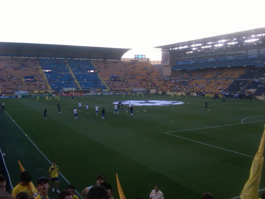 File:El Madrigal Stadium 01.jpg